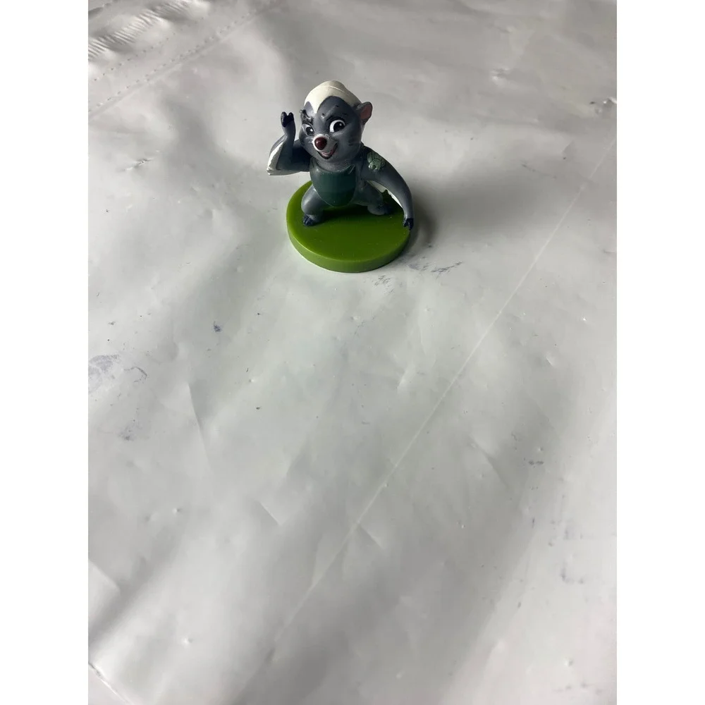 Lion Guard Bunga Skunk Figurine Toy‎ Animal Character Disney